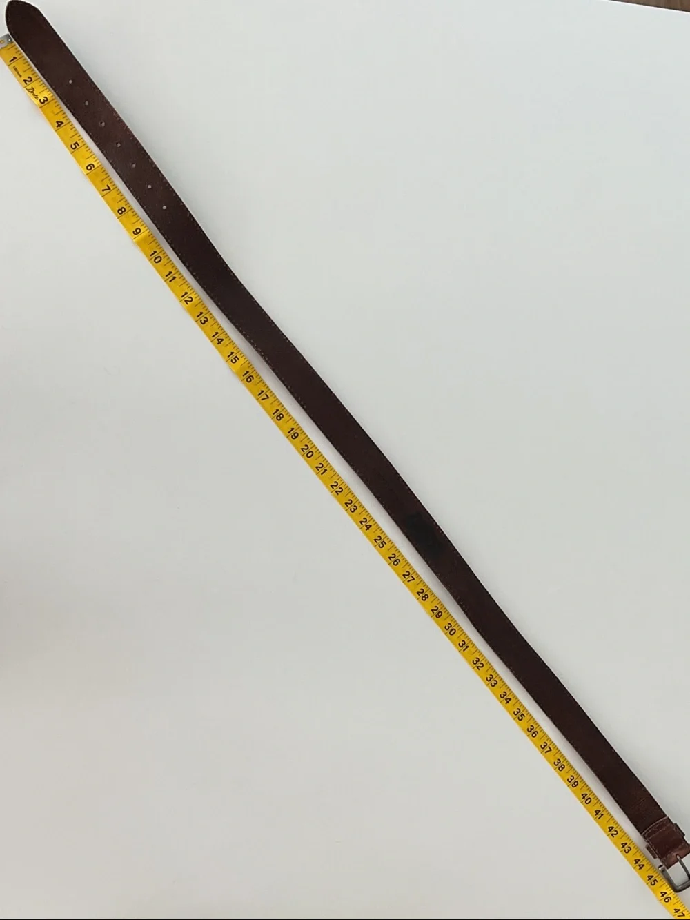 Levi's Men's Embossed Logo Loop Casual Leather Belt  11LV020154